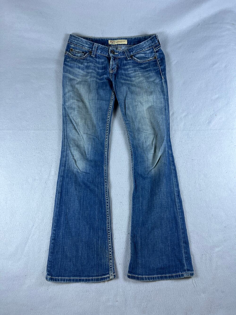 BKE Flare Jeans Womens 27x31.5 Blue Low Rise Medium Wash Denim Flap Pockets Y2K